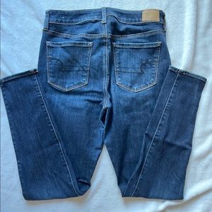 American Eagle Hi-Rise Jegging